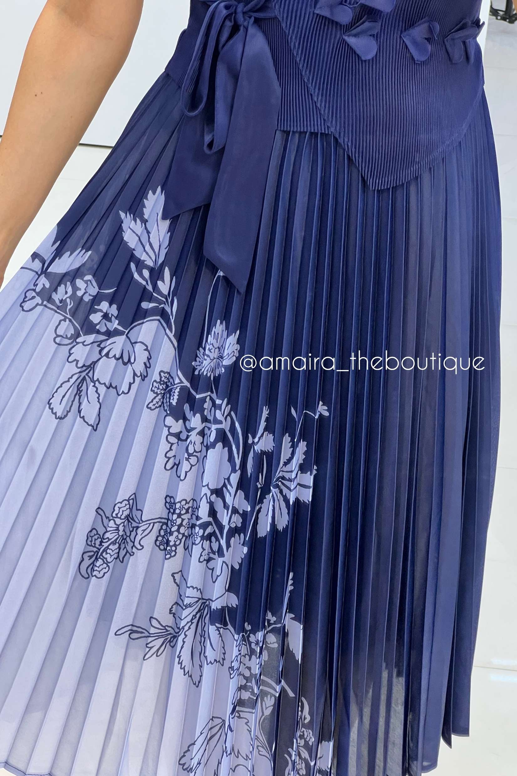 JUNE DRESSES - Image 4