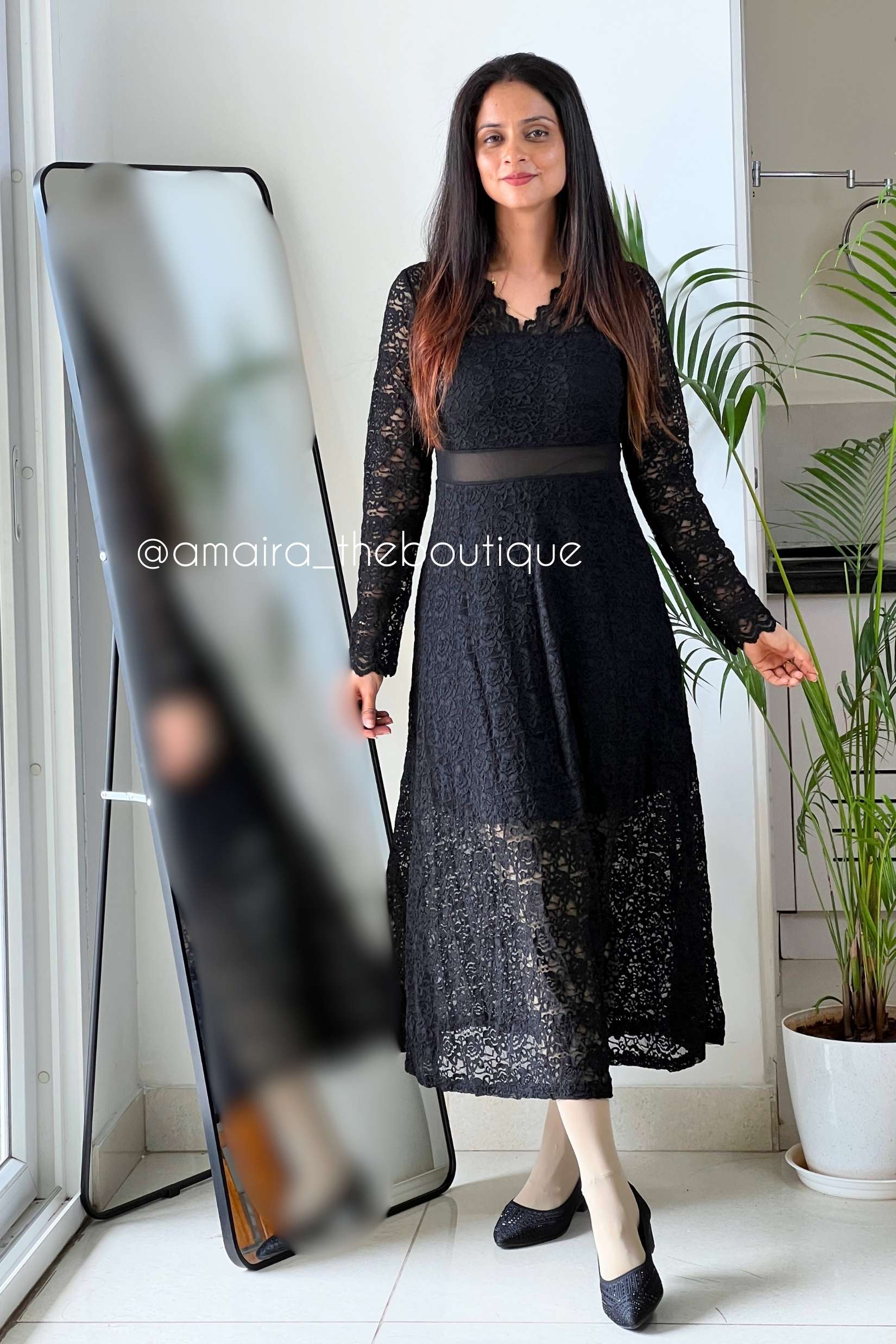 LACY DRESSES - Image 5